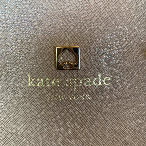 Purse - Picture 4 of 7